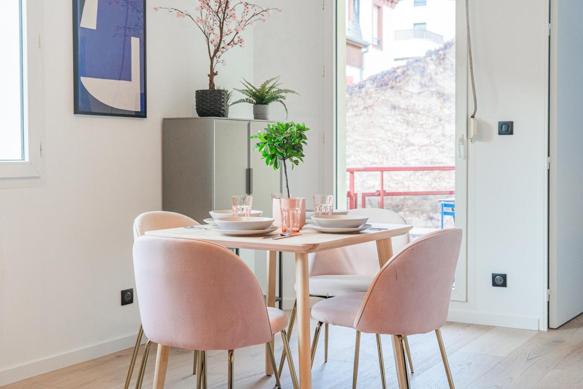 Appartement Design Et Confortable Strasbourg