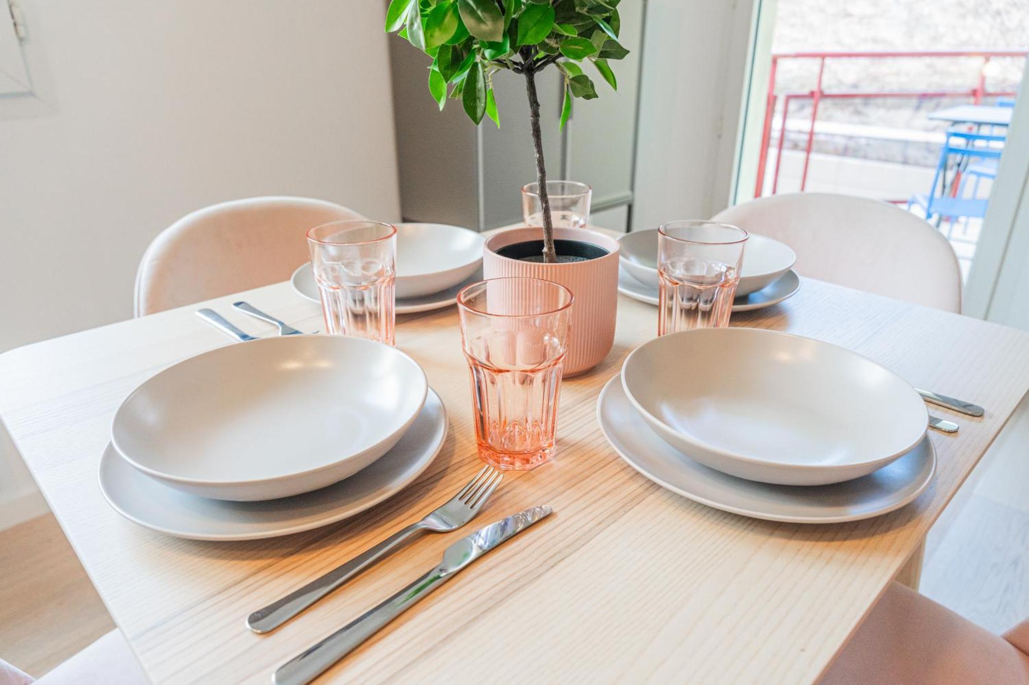 Design Et Confortable Straatsburg